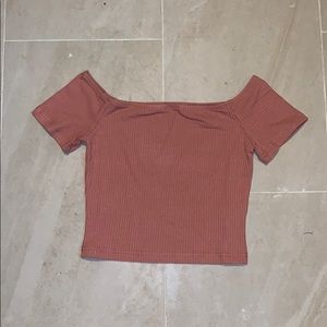 OFF SHOULDER TOP